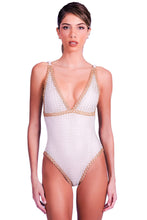 Charger l'image dans la galerie, Model Front: Despi Une Pièce Aruba Op Overlay Natural