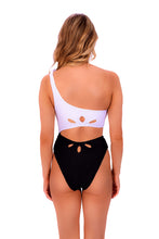 Charger l'image dans la galerie, Model Back: Despi Une Pièce Magnetic Op Black Gun
