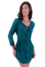 Charger l'image dans la galerie, Model Front: Despi Vêtement De Plage Java Tunic Teal
