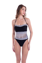 Charger l'image dans la galerie, Model Front: Despi Une Pièce Vintage Bandeau Op Black-Co
