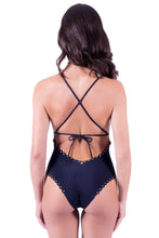 Charger l'image dans la galerie, Model Back: Despi Une Pièce Helen Of Troy Op Reversible Black Almond
