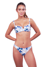 Charger l'image dans la galerie, Model Front: Despi Ensemble Lamour Fleurs
