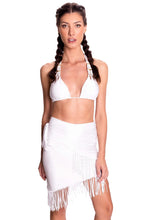Charger l'image dans la galerie, Model Front: Despi Pareo Flapper White Icons
