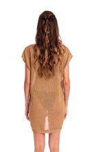Charger l'image dans la galerie, Model Back: Despi Robe De Plage Golden Hour Kaftan Gold

