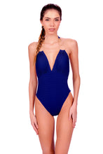 Charger l'image dans la galerie, Model Front: Despi Une Pièce Linked Rings Op Ink
