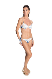Model Front: Despi Ensemble Attractive Kaleidoscopic Bb