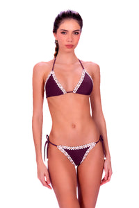 Model Front: Despi Ensemble Bikini Cotton Chain Marsala