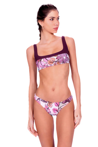 Model Front: Despi Ensemble Bikini Square Bralette Bloomy