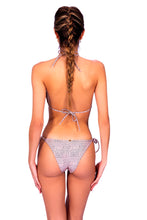 Charger l&#39;image dans la galerie, Model Back: Despi Ensemble Bikini Tiny Rings Native
