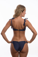 Charger l&#39;image dans la galerie, Model Back: Despi Ensemble Cosmo Marino Bf
