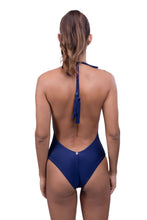 Charger l&#39;image dans la galerie, Model Back: Despi Une Pièce Daring Navy
