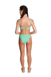 Model Back: Despi Ensemble Glow Caribeno Bb