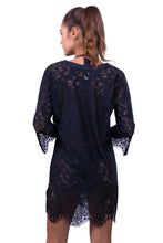 Charger l&#39;image dans la galerie, Model Back: Despi Robe De Plage Java Dress Black
