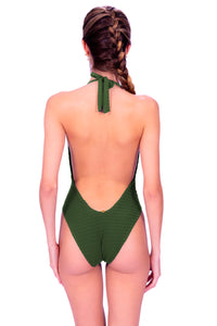 Model Back: Despi Une Pièce Linked Rngs Op Olive