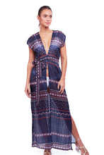 Charger l&#39;image dans la galerie, Model Front: Despi Vêtement De Plage Positano Tulips
