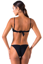 Charger l&#39;image dans la galerie, Model Back: Despi Ensemble Rockstud Black
