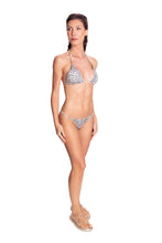 Charger l&#39;image dans la galerie, Model Front: Despi Ensemble Shelley Reversible Leopard Bb
