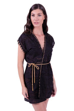 Charger l&#39;image dans la galerie, Model Front: Despi Robe De Plage Tokyo Black
